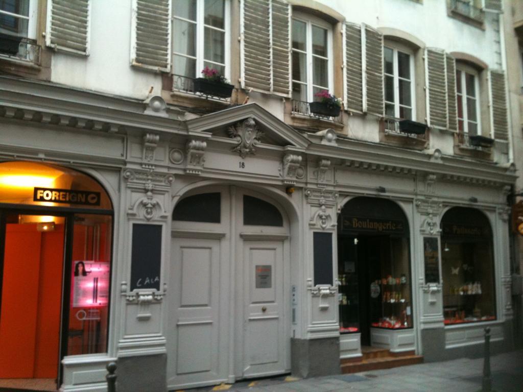 Les Serruriers - Appartement Spacieux avec Terrasse&Parking Strasbourg Chambre photo